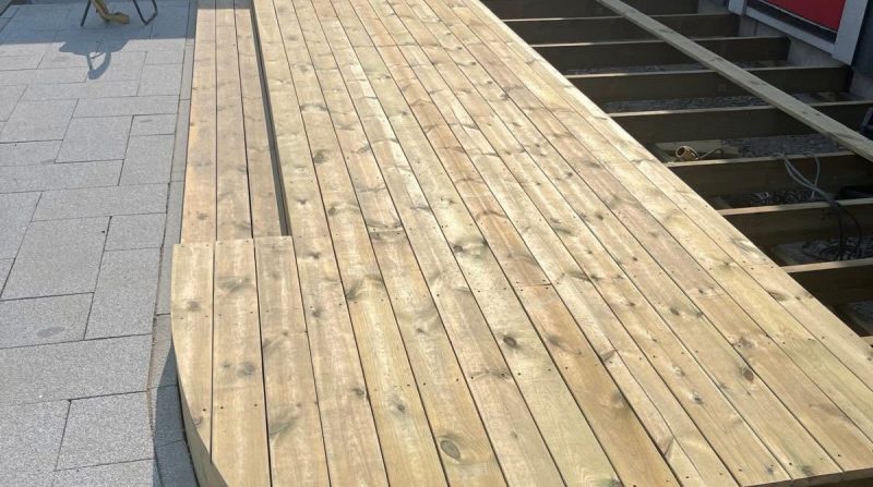 Altanbygge